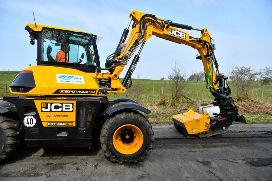 8分鐘修復(fù)1個(gè)坑！成本減半！JCB公路維護(hù)新品PotholePro